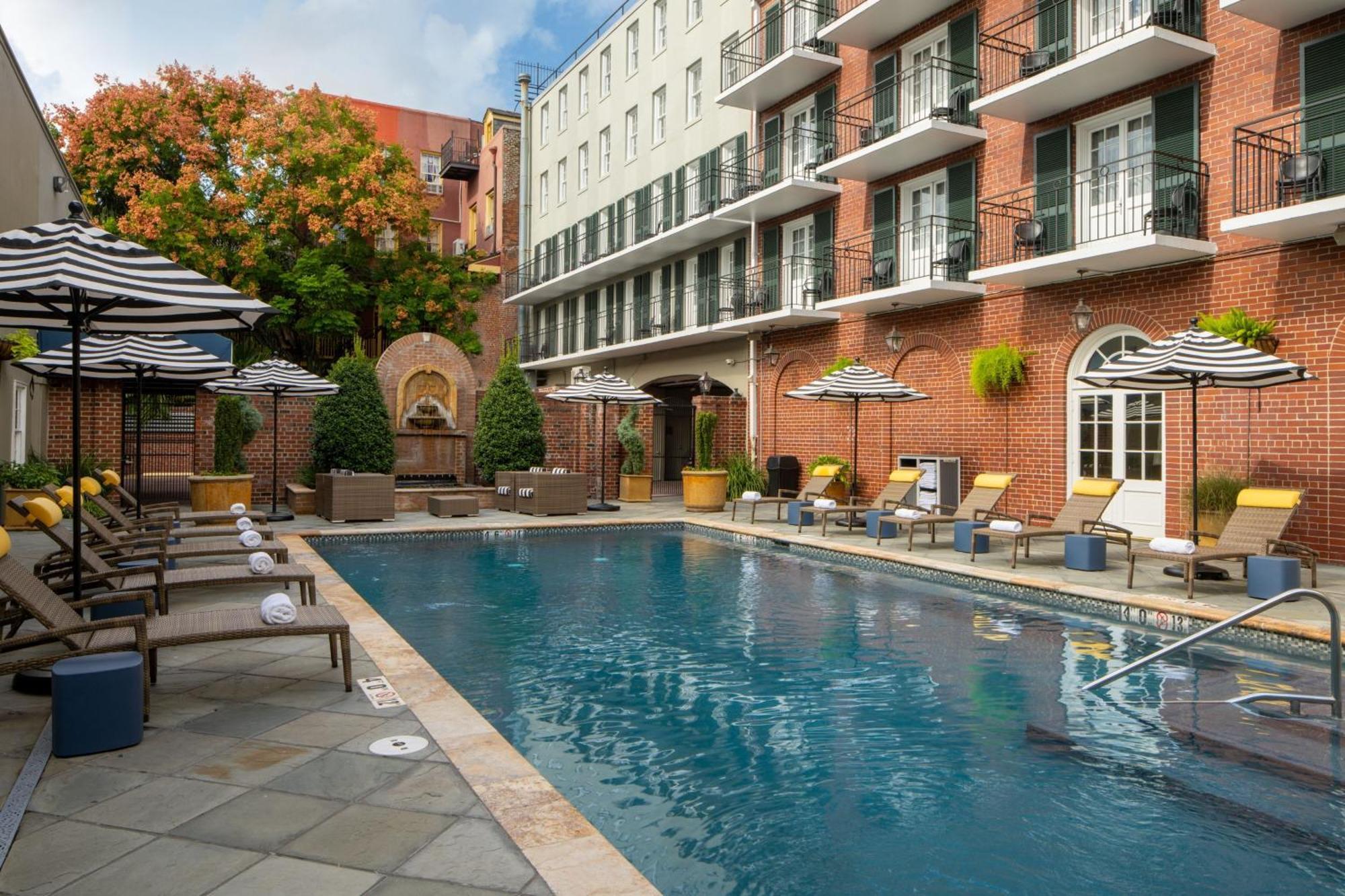 Four Points By Sheraton French Quarter New Orleans Exterior photo