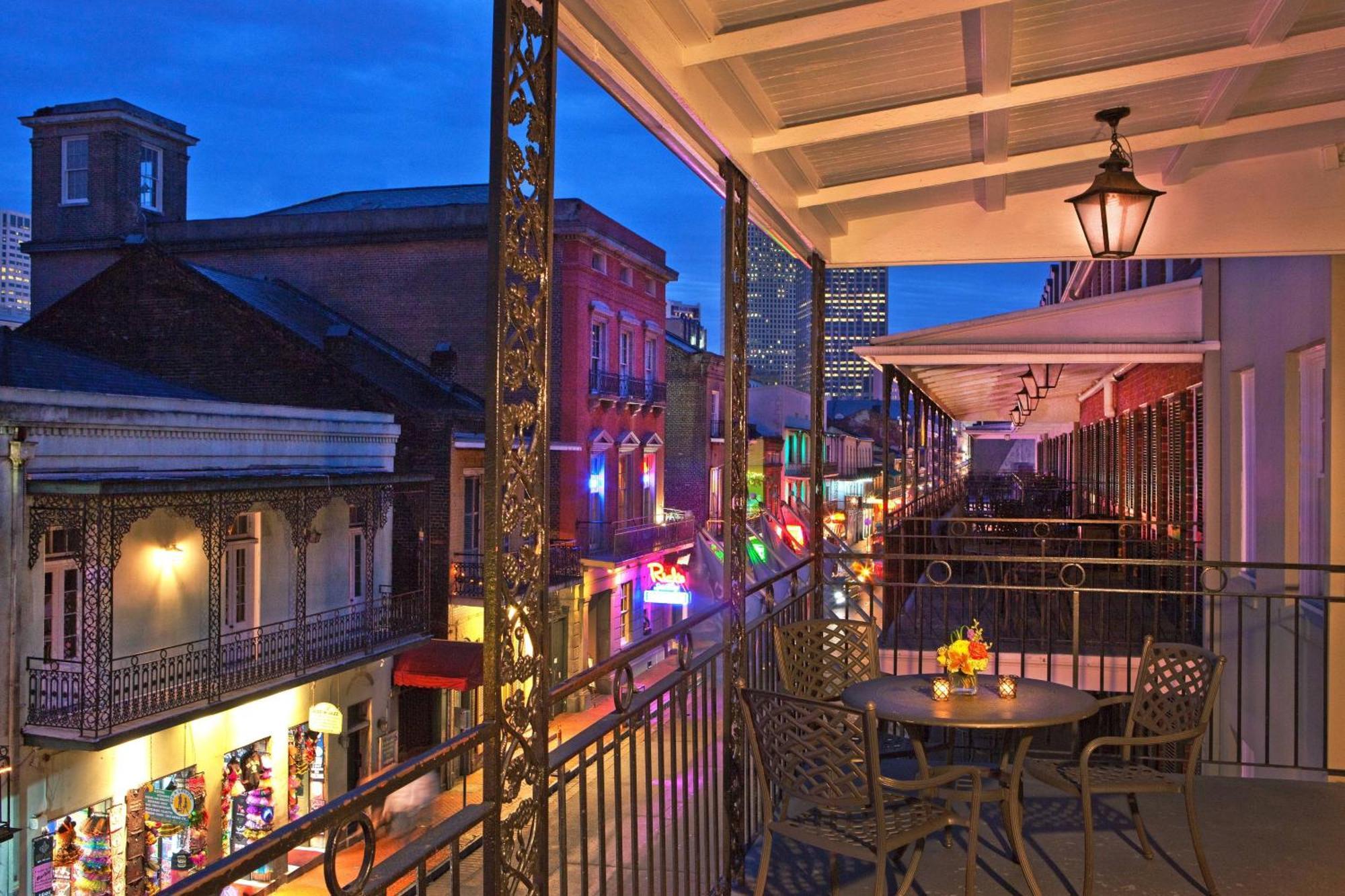 Four Points By Sheraton French Quarter New Orleans Exterior photo